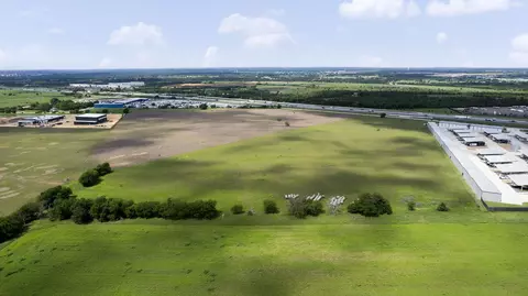 View/Area - 6100 N Interstate 35, Georgetown, TX 78626 photo 5 of 7
