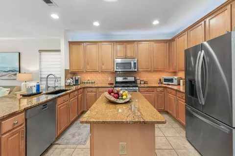 Kitchen - 100 Klondike Dr, Georgetown, TX 78633 photo 2 of 8