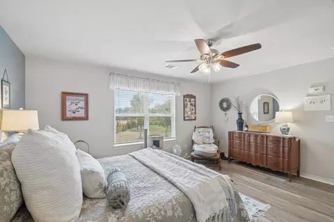 Bedroom - 596 Pleasant Grove Loop, Elgin, TX 78621 photo 5 of 7