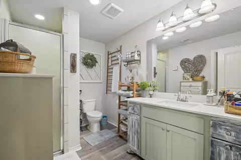 Bath - 596 Pleasant Grove Loop, Elgin, TX 78621 photo 3 of 3