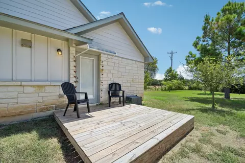 Exterior - 596 Pleasant Grove Loop, Elgin, TX 78621 photo 5 of 10