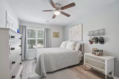 Bedroom - 596 Pleasant Grove Loop, Elgin, TX 78621 photo 6 of 7