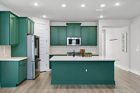 Kitchen - 326 Smithsonian Ln, Kyle, TX 78640 photo 2 of 4