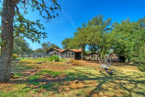 Exterior - 2300 Robin Rd, Manchaca, TX 78652 photo 9 of 12