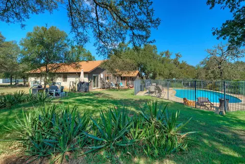 Exterior - 2300 Robin Rd, Manchaca, TX 78652 photo 8 of 12