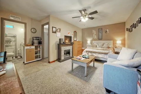 Bedroom - 2300 Robin Rd, Manchaca, TX 78652 photo 3 of 3