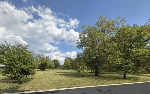 2208 B Pecan St, Bastrop, TX 78602