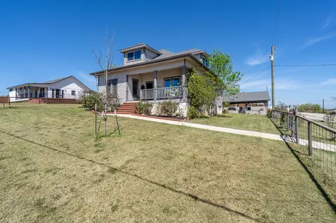 300 Herrin St # -A, Coupland, TX 78615