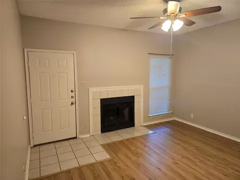 2414 Longview St #205, Austin, TX 78705