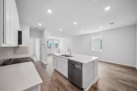 Kitchen - 10607 Trifecta Way, Buda, TX 78610 photo 1 of 2
