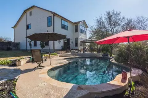 4405 Woodstock Dr, Georgetown, TX 78633