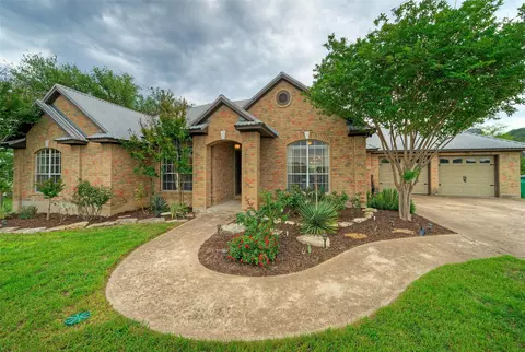 Exterior - 511 Chaneys Xing, Bertram, TX 78605 photo 2 of 8