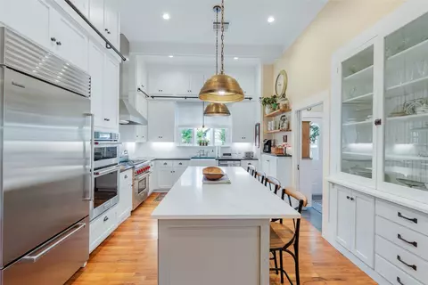 403 E 4th St, Georgetown, TX 78626