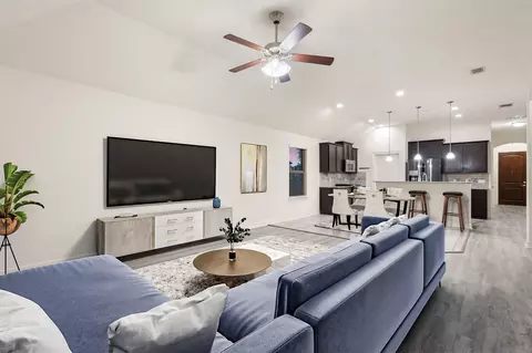 2705 Kingsland Way, Austin, TX 78725