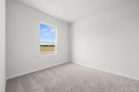 220 Gus Loop, Georgetown, TX 78626 photo 5