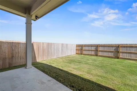 220 Gus Loop, Georgetown, TX 78626 photo 17