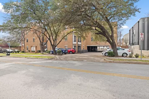 203 E 31st St #308, Austin, TX 78705