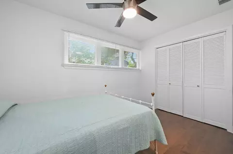 Bedroom - 910 E 54th St, Austin, TX 78751 photo 5 of 7