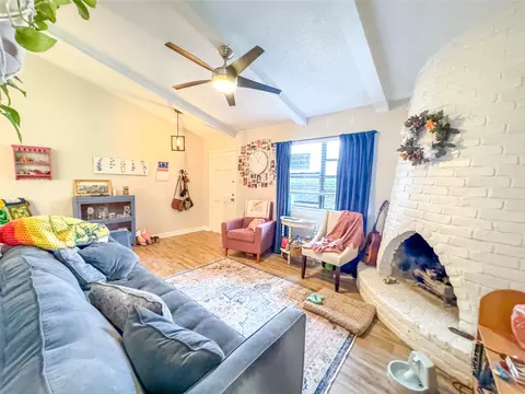 Living - 601 E Covington Dr #A & B, Austin, TX 78753 photo 3 of 8