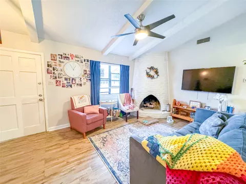 Living - 601 E Covington Dr #A & B, Austin, TX 78753 photo 4 of 8