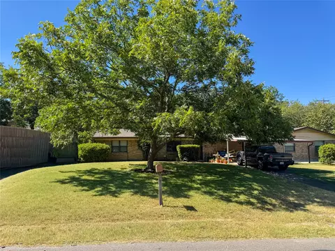 Exterior - 601 E Covington Dr #A & B, Austin, TX 78753 photo 3 of 6