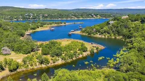 17307 E Reed Parks Rd, Jonestown, TX 78645