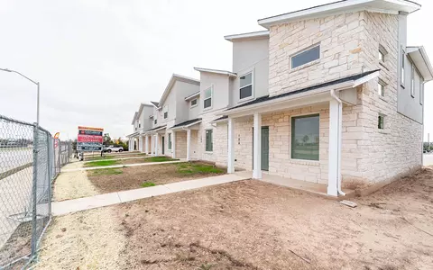 500 Municipal Dr #601, Leander, TX 78641