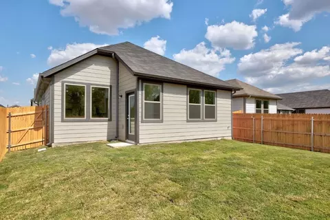 338 Bendecido Loop, Elgin, TX 78621 photo 23