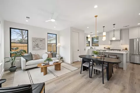1519 Villanova Dr, Austin, TX 78757