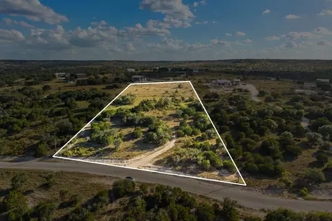 1051 Lipan Apache Run, Blanco, TX 78606 photo 4
