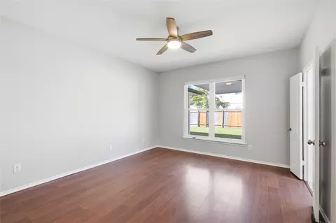 Bedroom - 4425 Chickasaw Ct, Austin, TX 78749 photo 3 of 6
