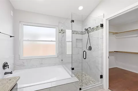 Bath - 4425 Chickasaw Ct, Austin, TX 78749 photo 1 of 5