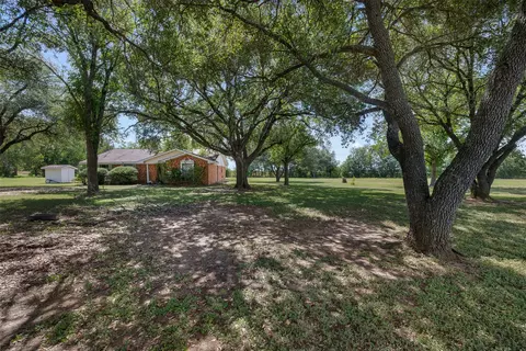 3788 Highway 21, Dime Box, TX 77853