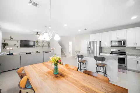 263 Beechnut Dr, Buda, TX 78610