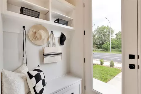 Entry Way - 1937 E 38th 12 St #A, Austin, TX 78723 photo 1 of 1