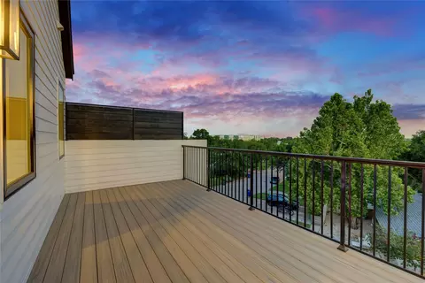 Exterior - 1937 E 38th 12 St #A, Austin, TX 78723 photo 6 of 9