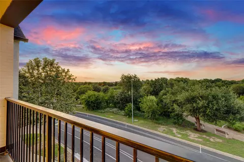 View/Area - 1937 E 38th 12 St #A, Austin, TX 78723 photo 1 of 2