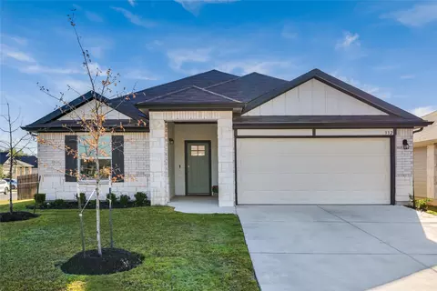 332 Pedernales Ln, Hutto, TX 78634
