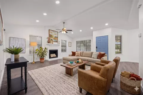 13016 Moorcroft Ln, Austin, TX 78729