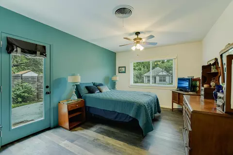 Bedroom - 1601 E 19th St, Georgetown, TX 78626 photo 1 of 3