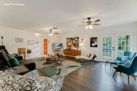 Living - 1601 E 19th St, Georgetown, TX 78626 photo 2 of 3