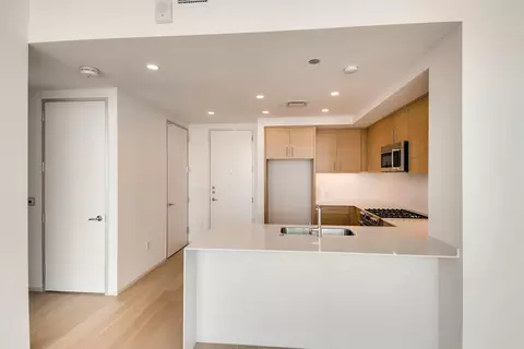 Kitchen - 301 West Ave #2003, Austin, TX 78701 photo 2 of 5