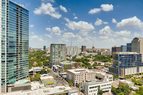 View/Area - 301 West Ave #2003, Austin, TX 78701 photo 1 of 4