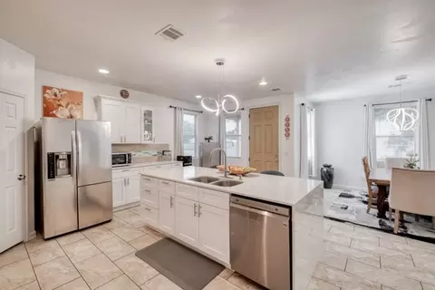 Kitchen - 440 E Clark St, Bartlett, TX 76511 photo 3 of 4
