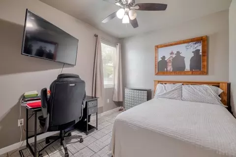 Bedroom - 440 E Clark St, Bartlett, TX 76511 photo 3 of 3