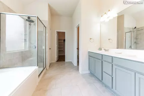 Entry Way - 920 Arvada Dr, Leander, TX 78641 photo 2 of 4