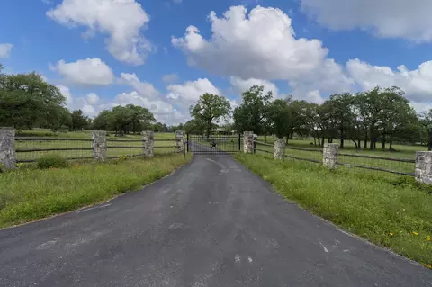 2501 Lone Man Mountain Rd, Wimberley, TX 78676