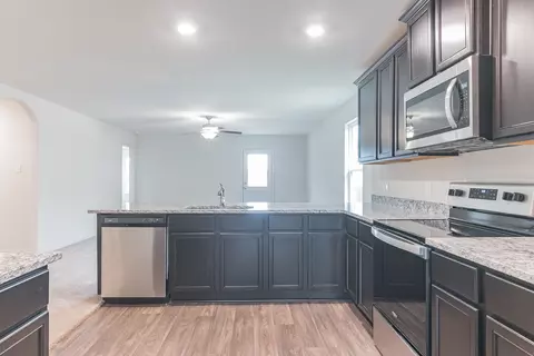 Kitchen - 112 Allington Cir, Jarrell, TX 76537 photo 3 of 3
