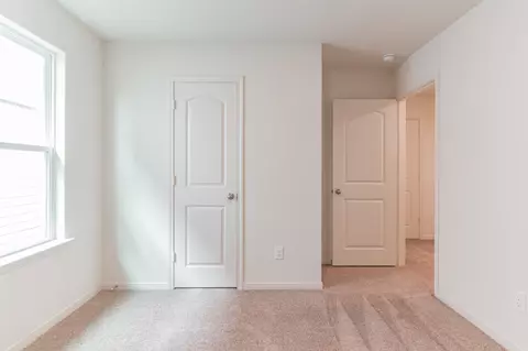 Bedroom - 112 Allington Cir, Jarrell, TX 76537 photo 4 of 6