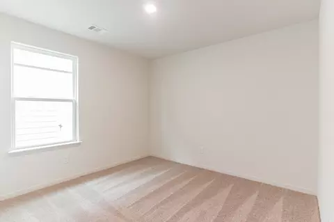Bedroom - 112 Allington Cir, Jarrell, TX 76537 photo 5 of 6